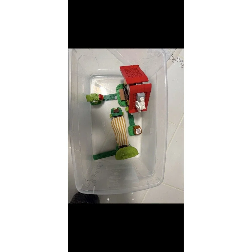 LEGO Super Mario: Mario's House & Yoshi Expansion Set (71367) No Box